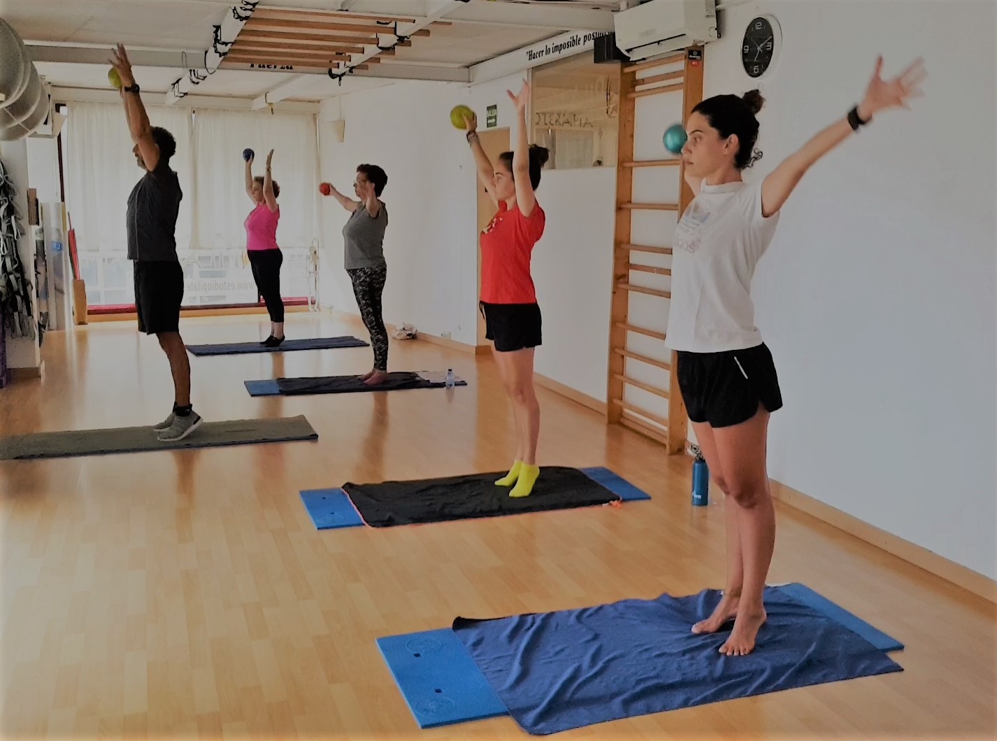 Pilates con "MiniBall"